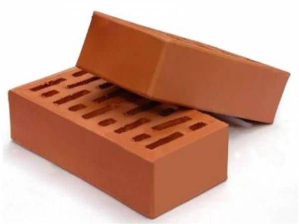 Спереди
